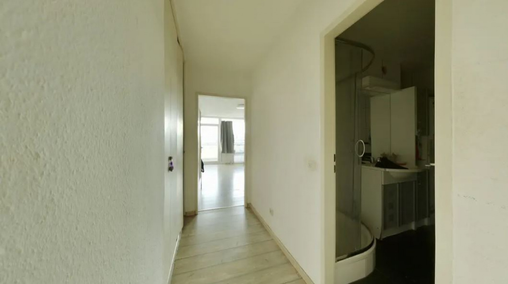 Flat in Duesseldorf, Germany, 39 m² - picture 9