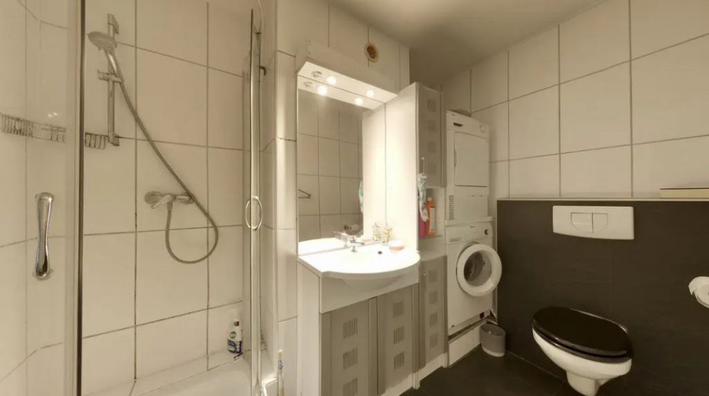 Flat in Duesseldorf, Germany, 39 m² - picture 10