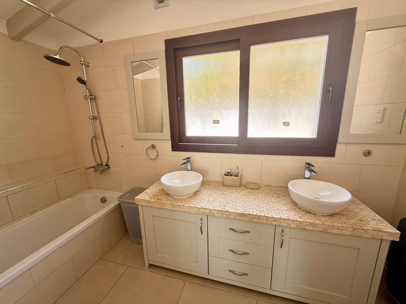 Bungalow in Paphos, Cyprus, 170 m² - picture 10