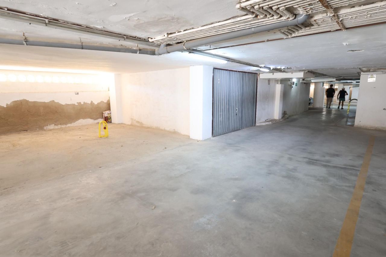 Flat in Punta Prima, Spain, 70 m² - picture 11