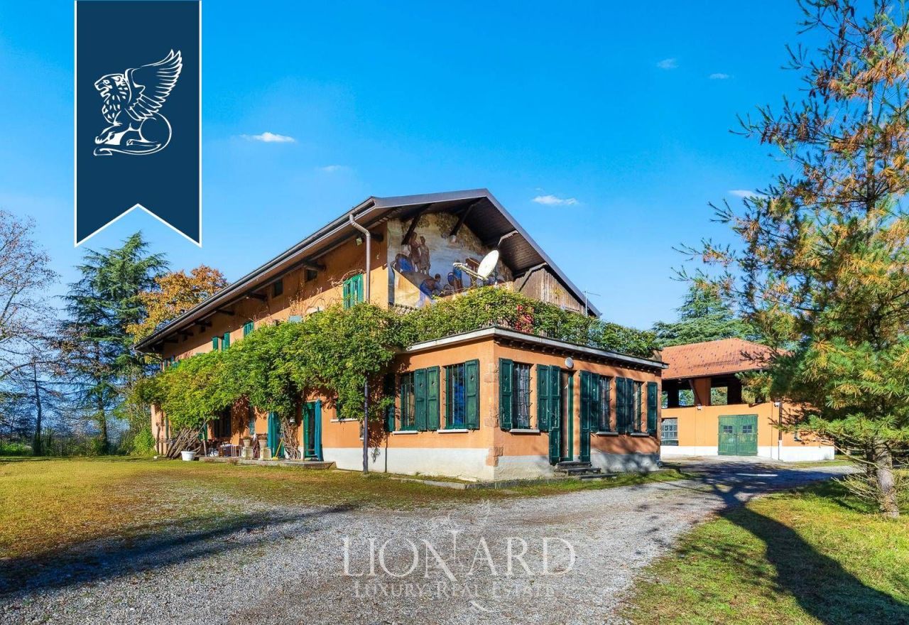 Villa in Novara, Italy, 1 732 m² - picture 7