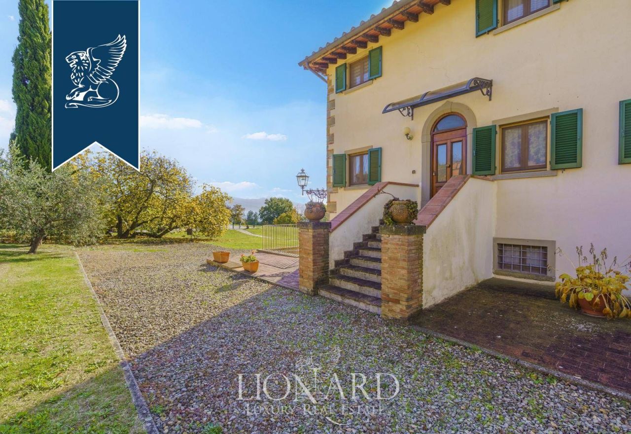 Farm in Arezzo, Italy, 1 300 m² - picture 14