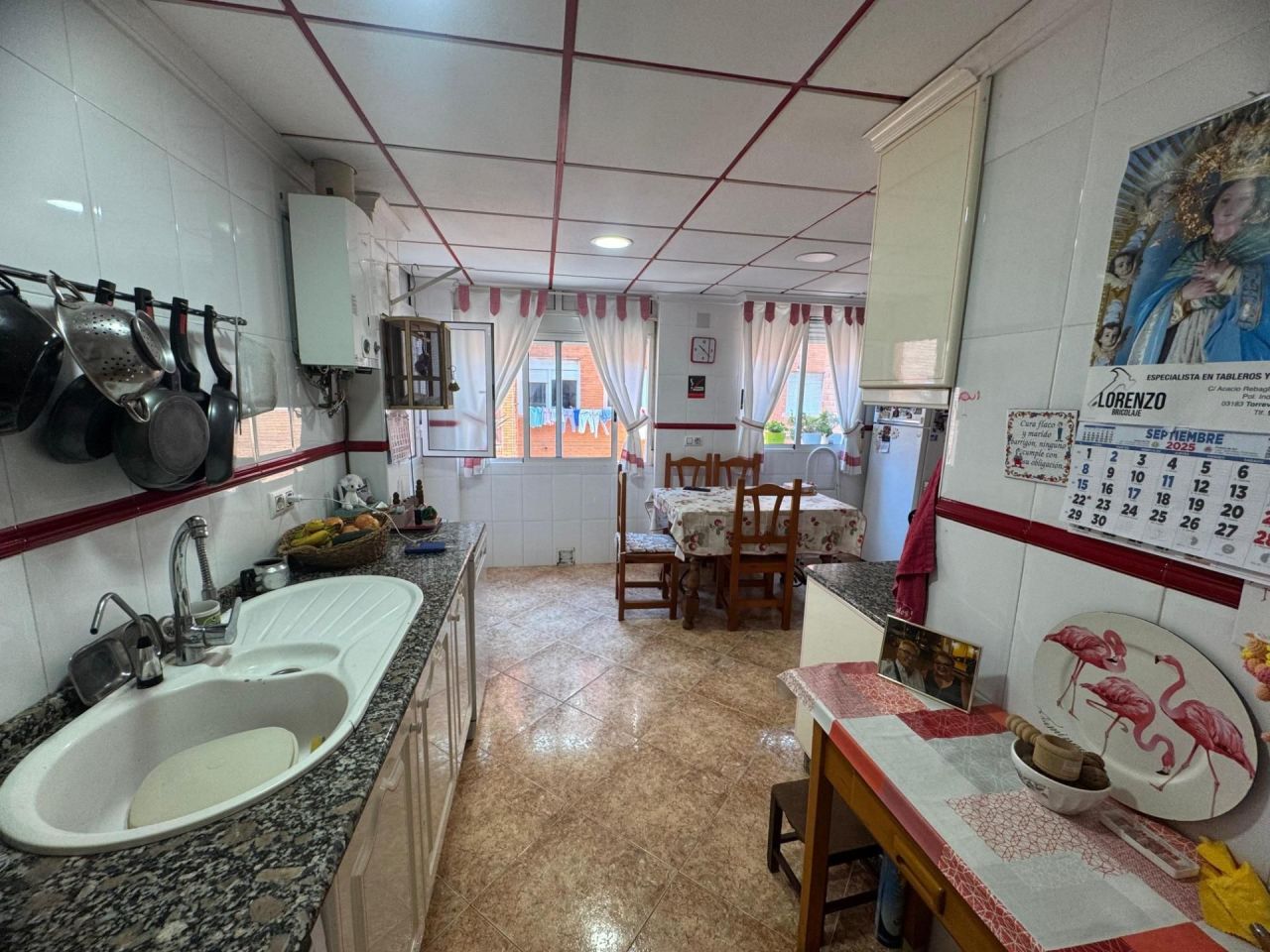 Flat in Torrevieja, Spain, 96 m² - picture 3