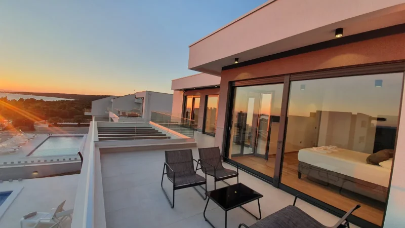 Villa on Pag island, Croatia, 310 m² - picture 6