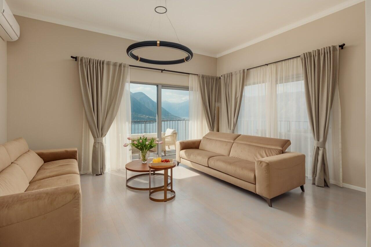 Appartamento a Dobrota, Montenegro, 144 m² - foto 4