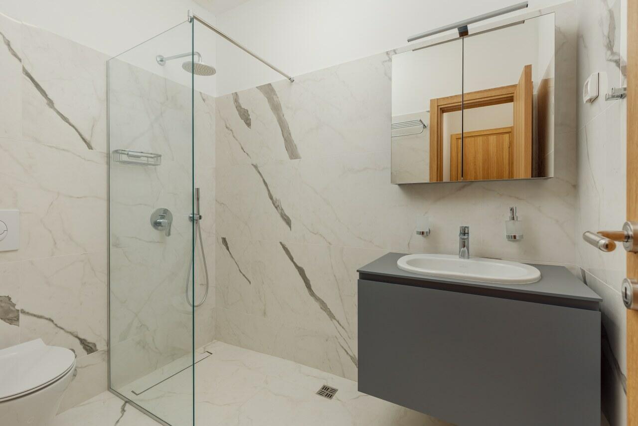 Appartamento a Dobrota, Montenegro, 144 m² - foto 17