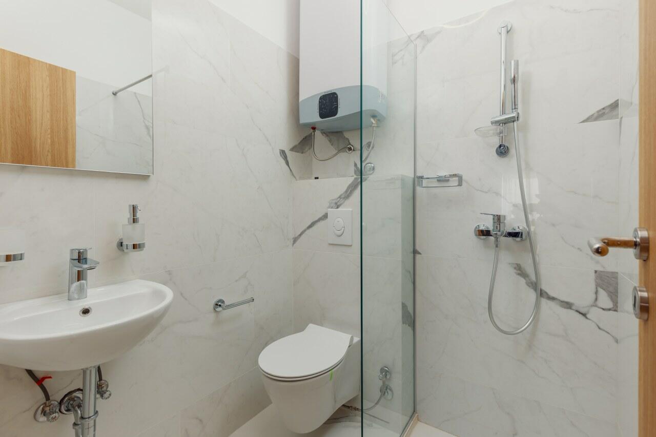 Appartamento a Dobrota, Montenegro, 144 m² - foto 18