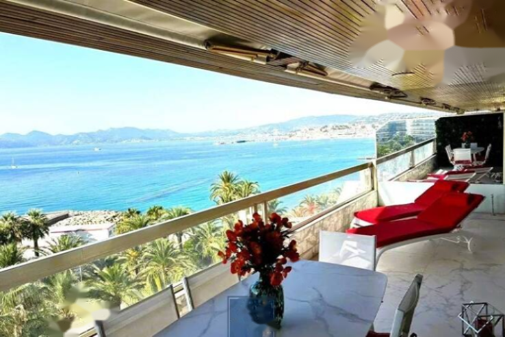 Appartement à Cannes, France, 89 m² - image 1