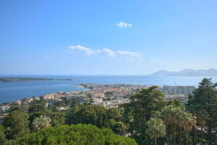 Wohnung in Cannes, Frankreich, 106 m² - Foto 1