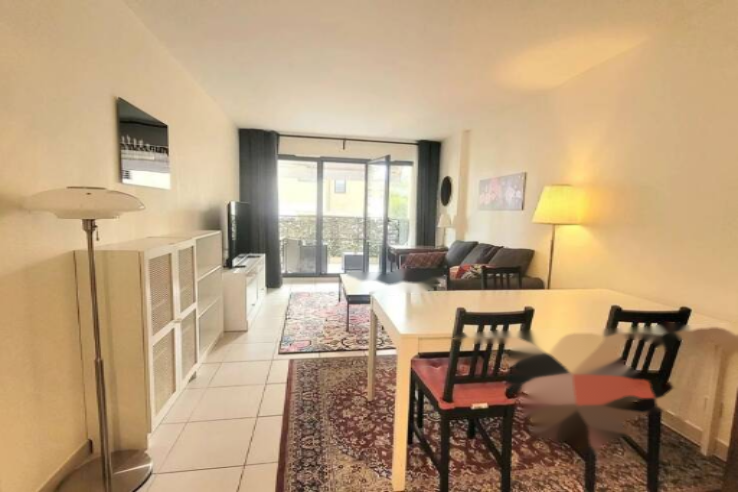 Flat in Cannes, France, 66 m² - picture 1