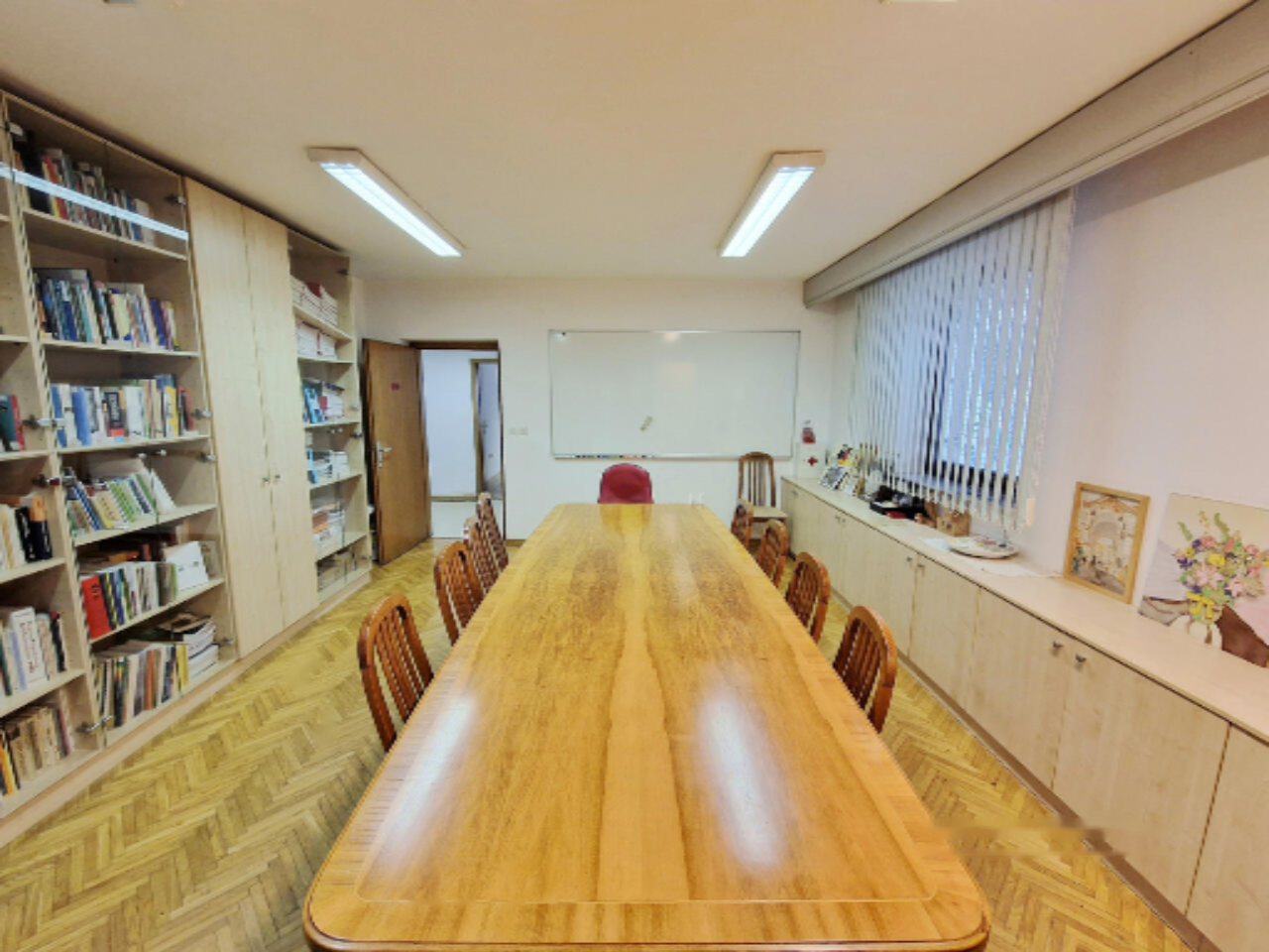 Office in Ljubljana, Slovenia, 367 m² - picture 3