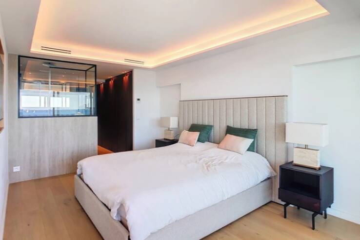 Flat in Cannes, France, 85 m² - picture 2