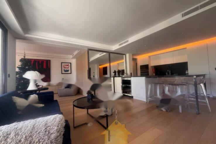 Flat in Cannes, France, 82 m² - picture 2