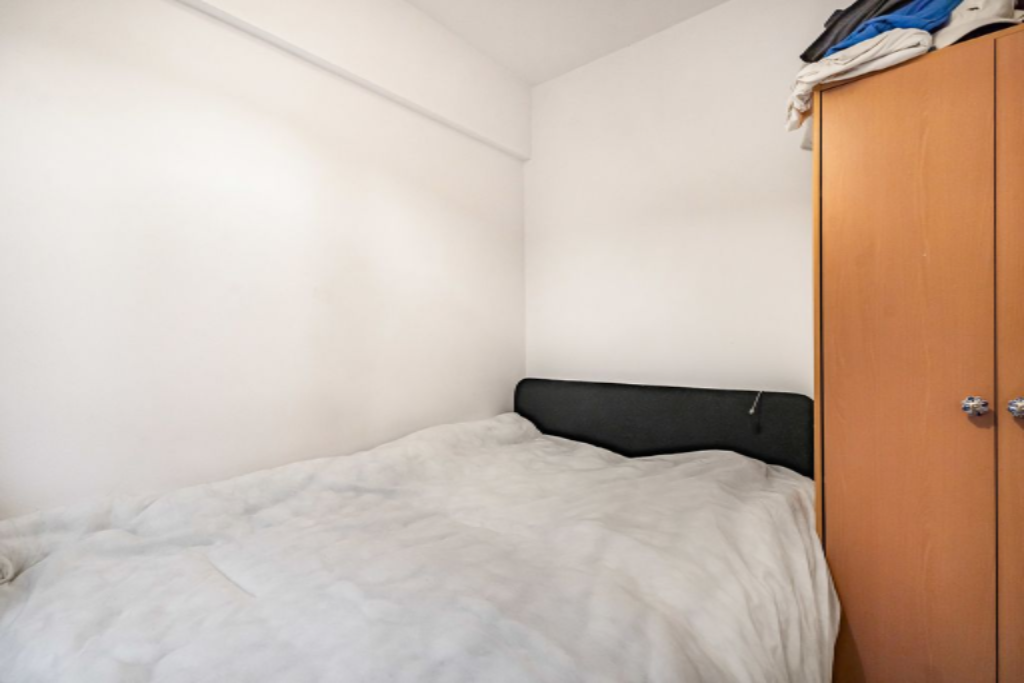 Flat in London, United Kingdom, 42 m² - picture 4