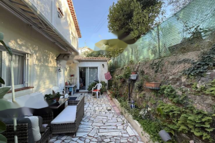 Flat in Cannes, France, 161 m² - picture 2