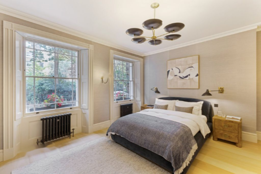 Flat in London, United Kingdom, 145 m² - picture 7