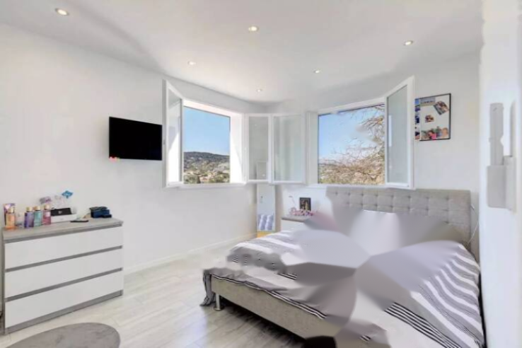 Flat in Cannes, France, 270 m² - picture 3