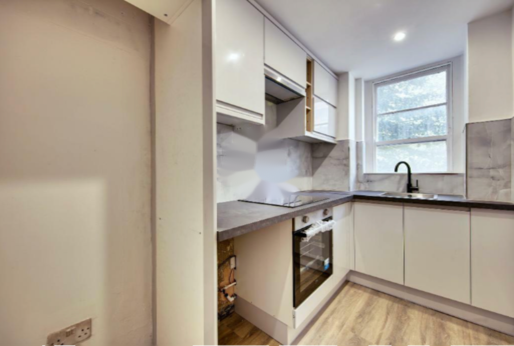 Flat in London, United Kingdom, 45 m² - picture 8