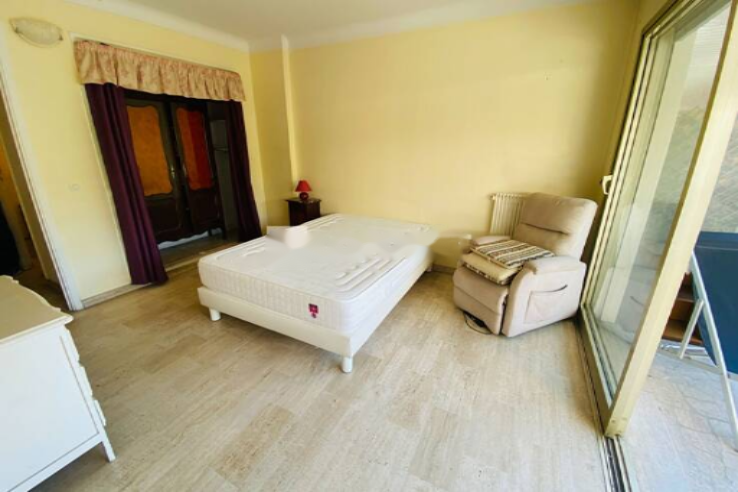 Flat in Cannes, France, 47 m² - picture 4