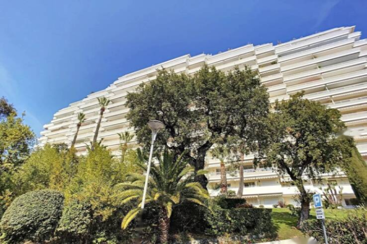 Flat in Cannes, France, 67 m² - picture 5