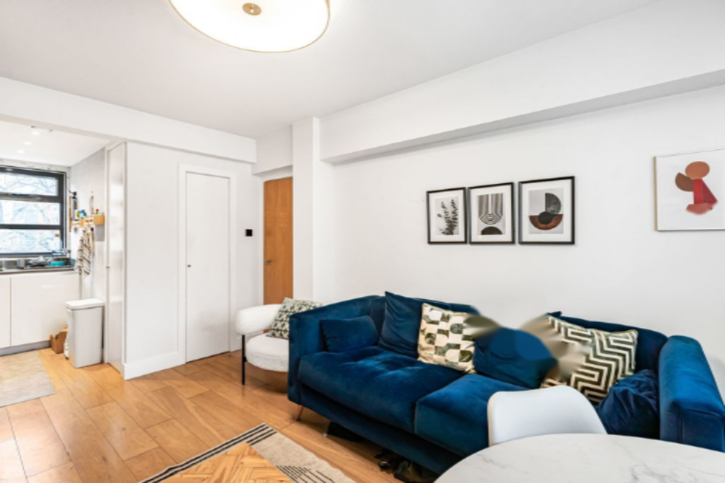 Flat in London, United Kingdom, 42 m² - picture 13