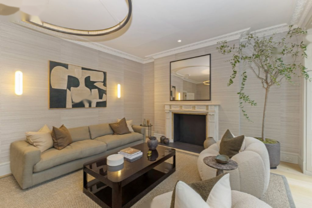 Flat in London, United Kingdom, 145 m² - picture 16