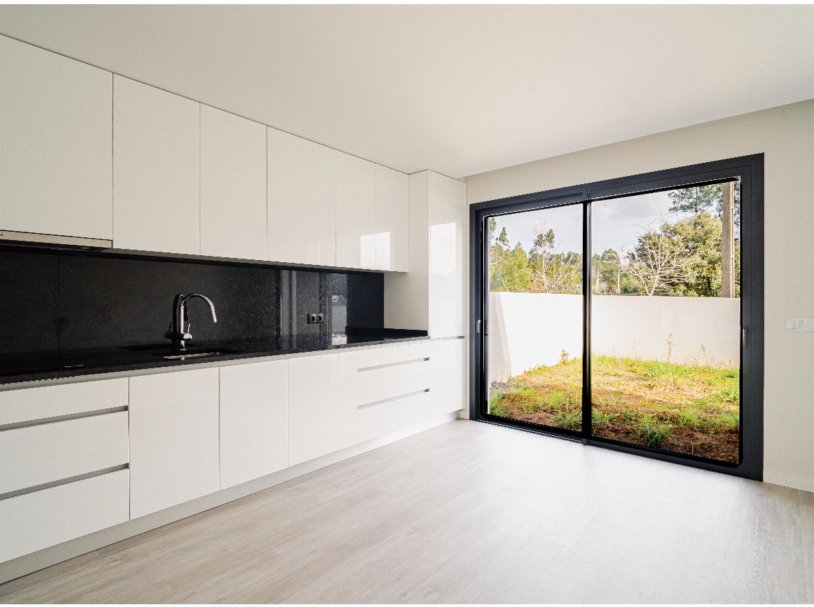 Villa in Espinho, Portugal, 222 m² - picture 8