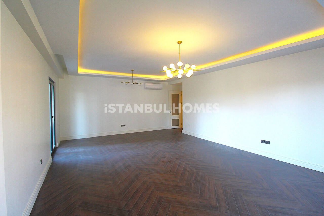 Apartment in Basaksehir, Turkey, 270 m² - picture 9
