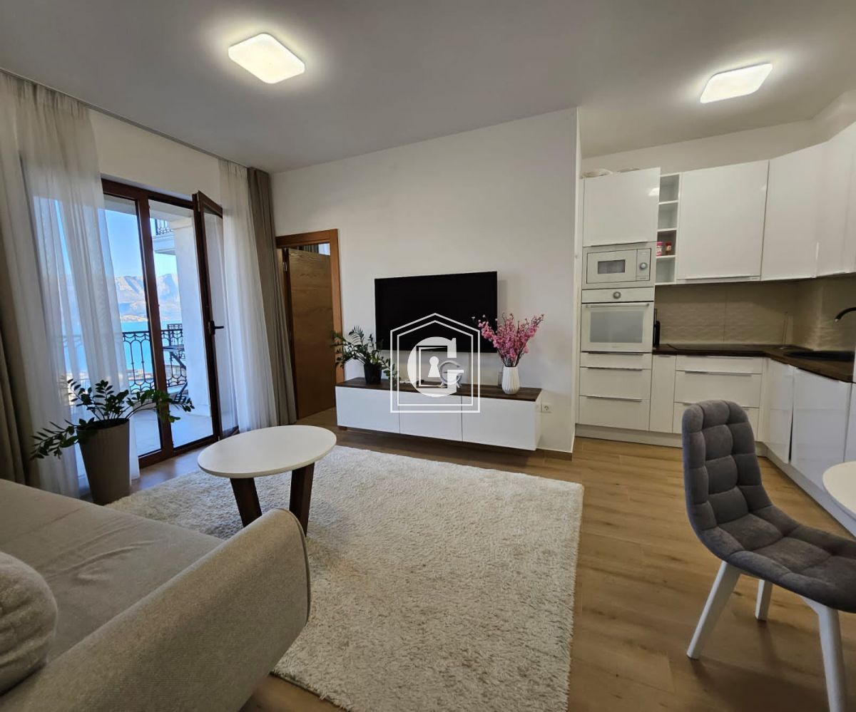 Apartment in Budva, Montenegro, 54 m² - picture 1