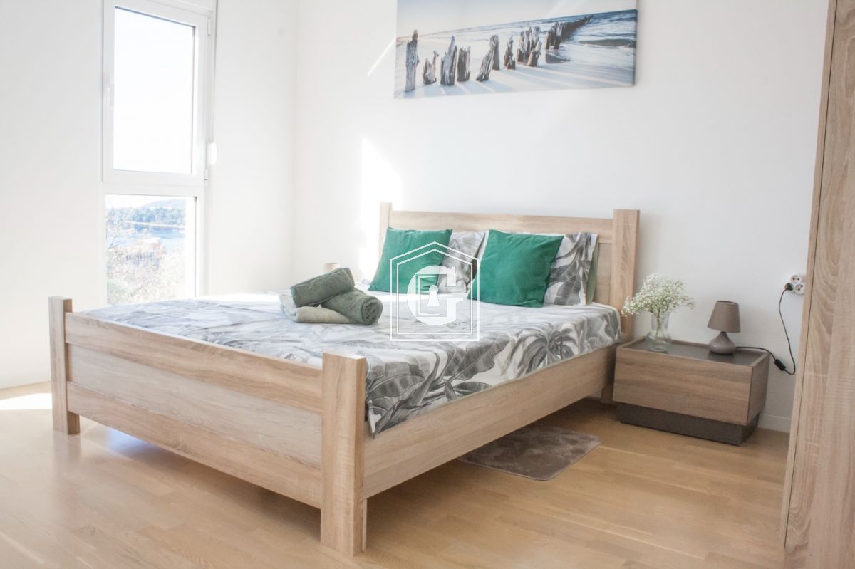 Apartamento en Rafailovici, Montenegro, 65 m² - imagen 2