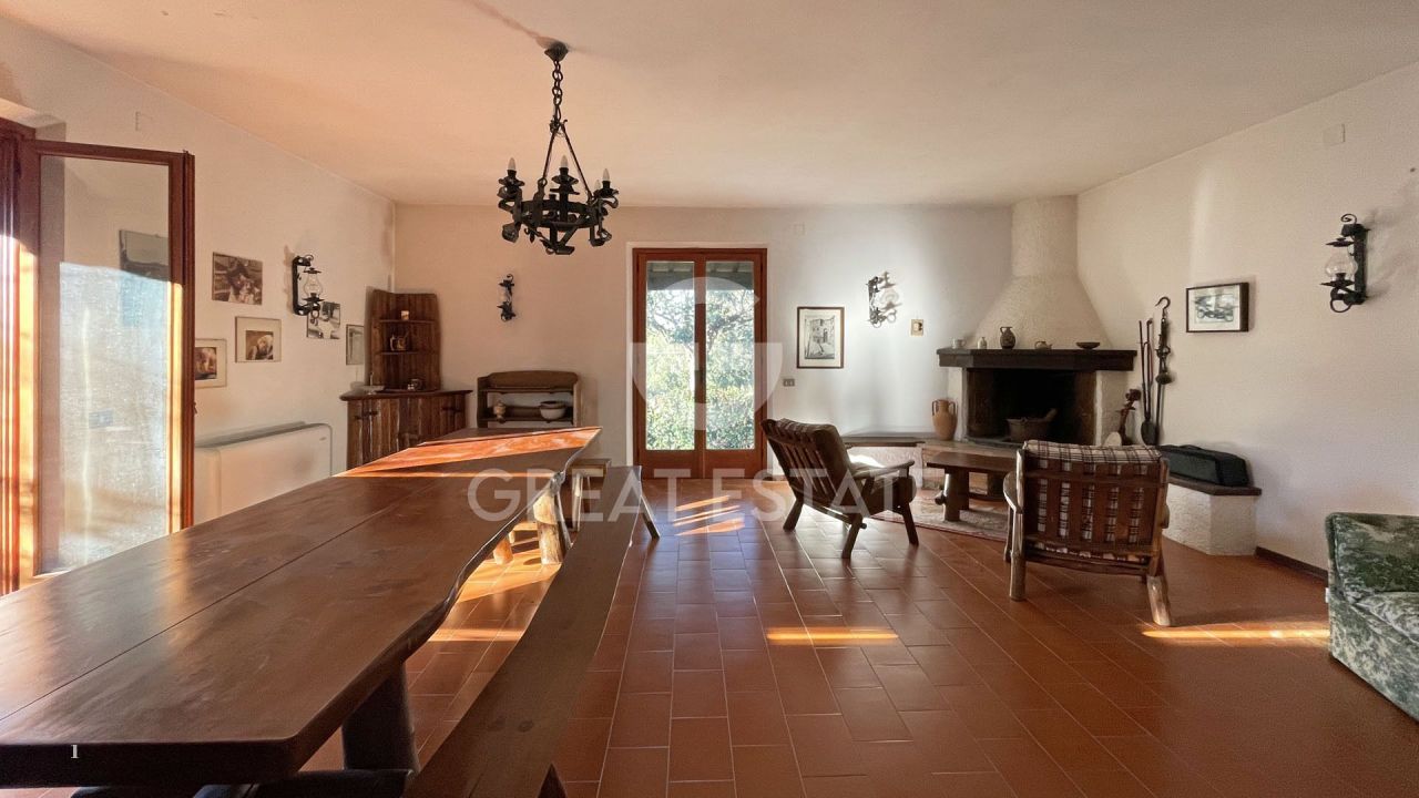 House in Montepulciano, Italy, 406.2 m² - picture 11