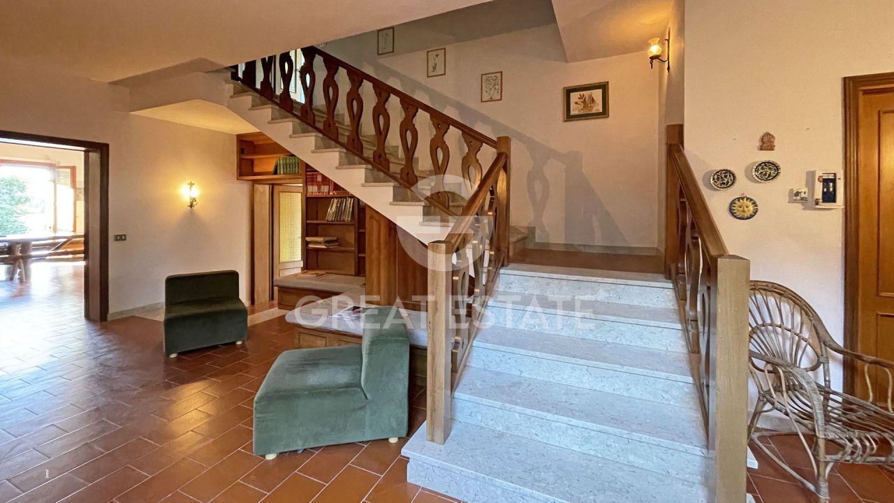 House in Montepulciano, Italy, 406.2 m² - picture 13