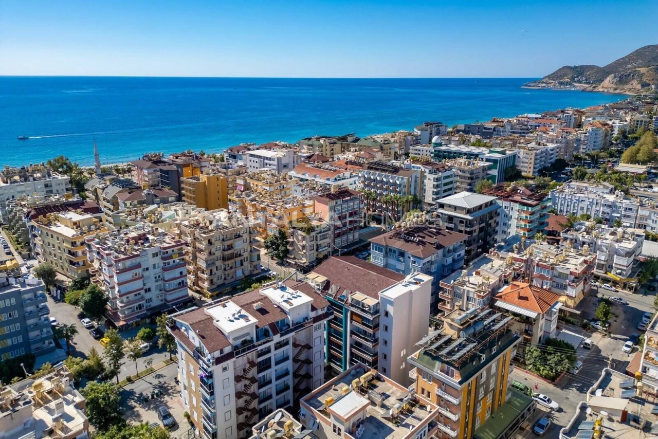 Apartment in Alanya, Turkey, 55 m² - picture 1