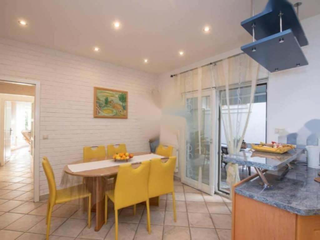 Flat in Opatija, Croatia, 140 m² - picture 4