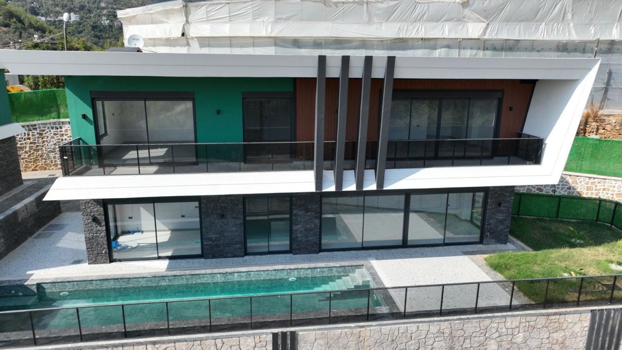 Villa in Alanya, Türkei, 280 m² - Foto 1