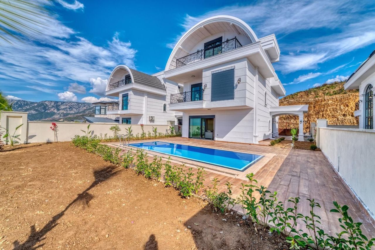 Villa in Alanya, Türkei, 315 m² - Foto 2