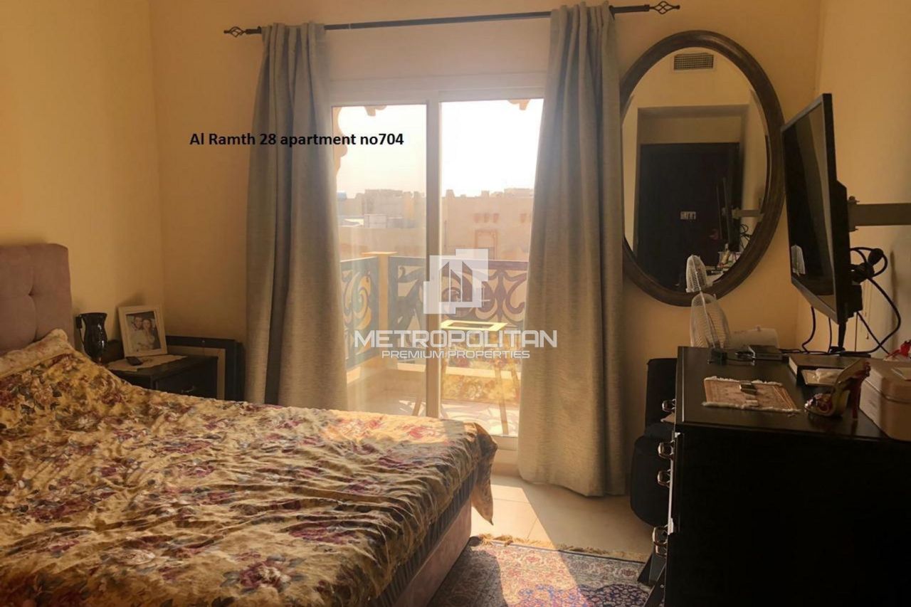 Apartment in Dubai, UAE, 60 m² - picture 3