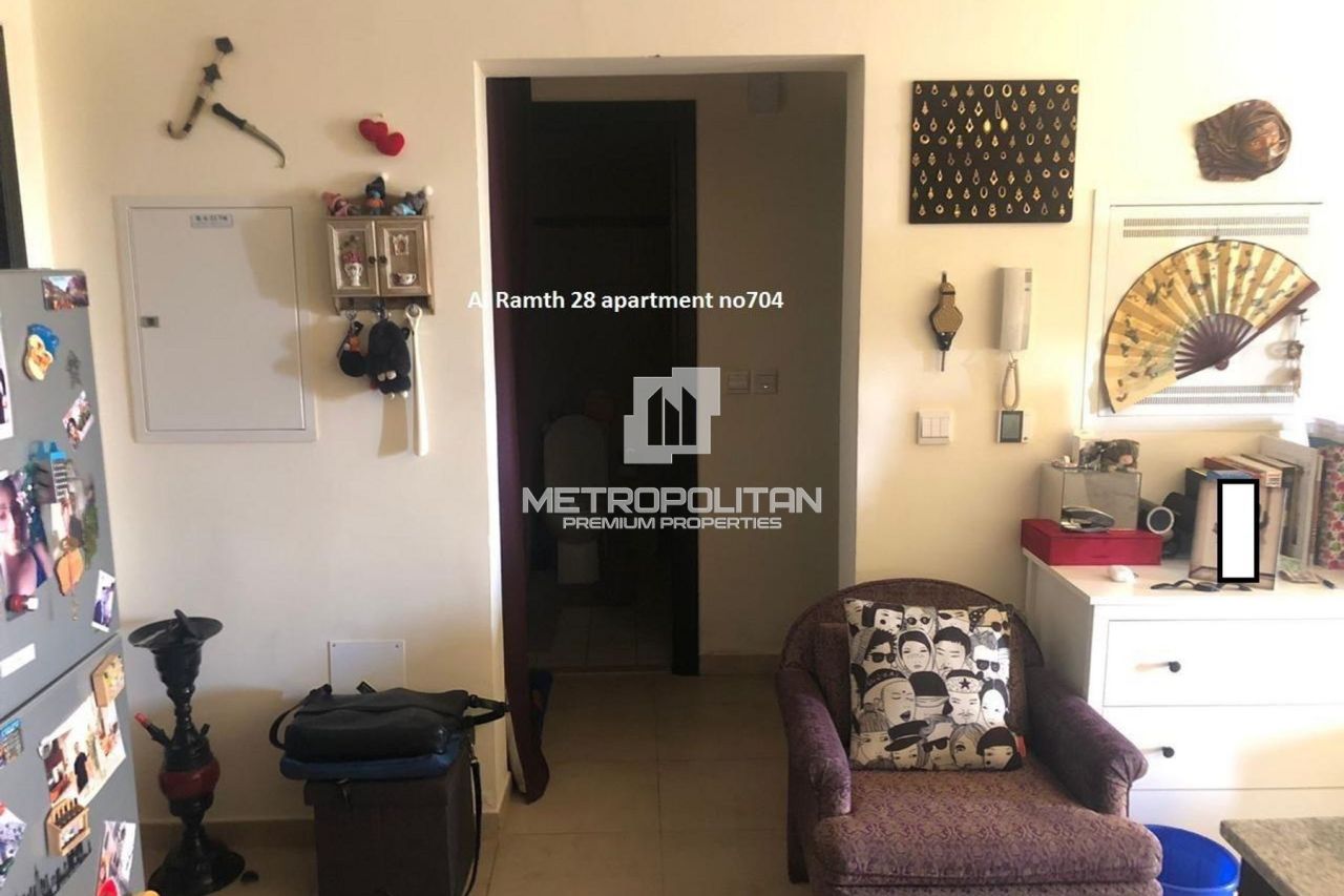 Apartment in Dubai, UAE, 60 m² - picture 8