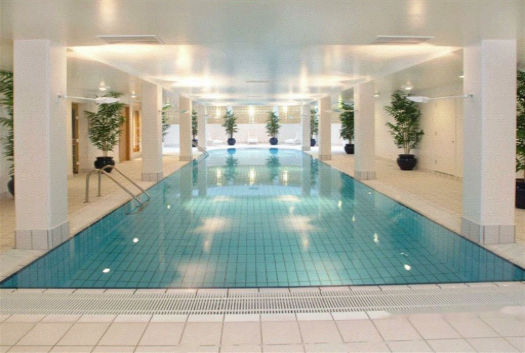 Flat in London, United Kingdom, 48 m² - picture 2