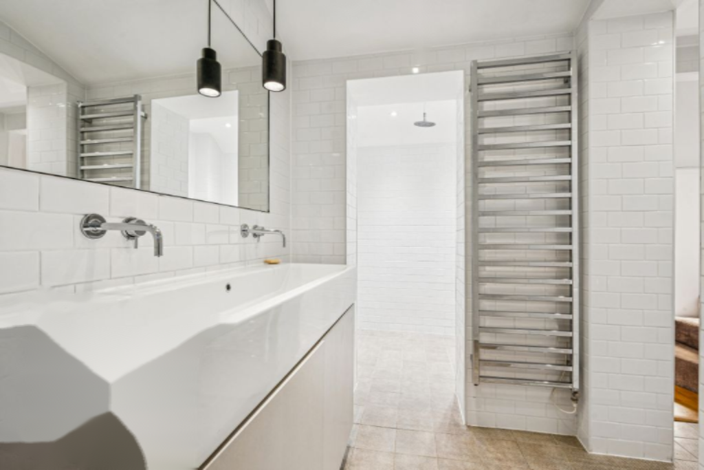 Flat in London, United Kingdom, 167 m² - picture 4