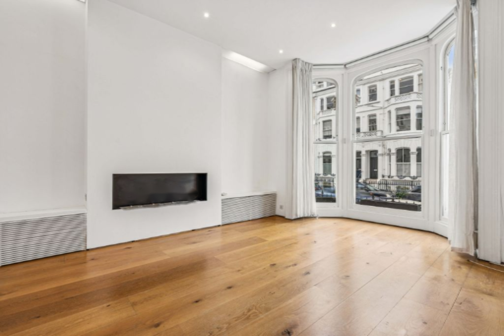 Flat in London, United Kingdom, 167 m² - picture 8
