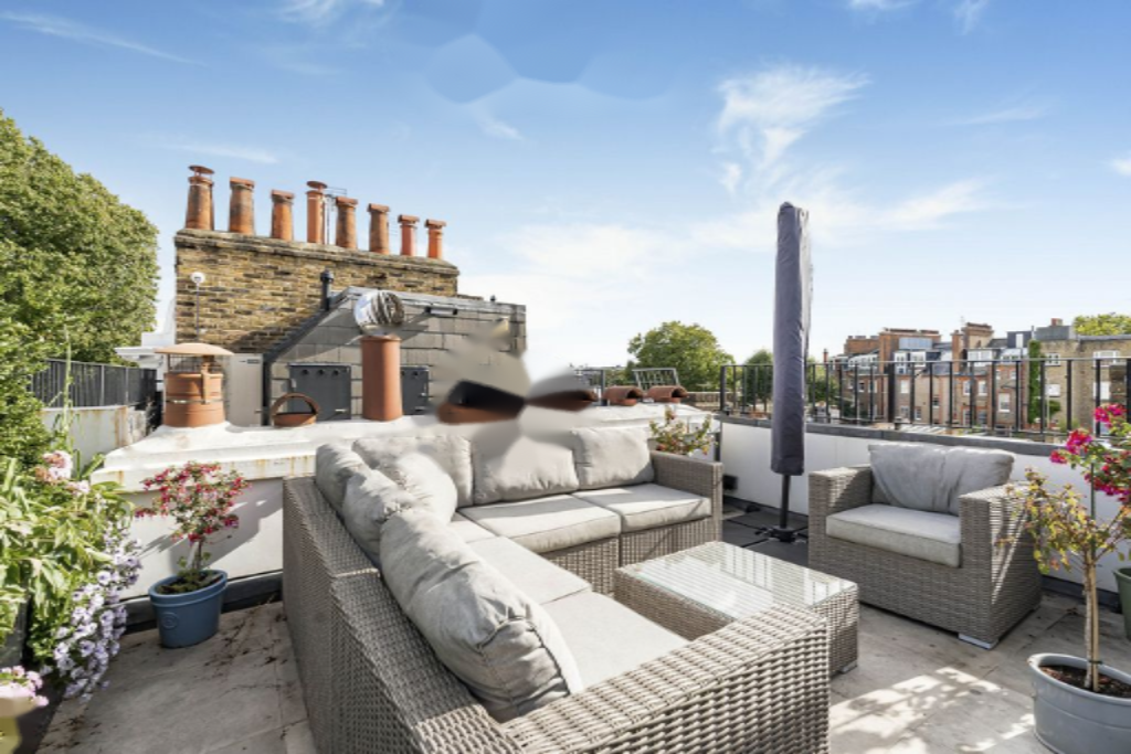 Flat in London, United Kingdom, 252 m² - picture 8