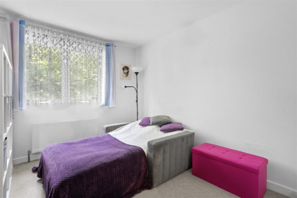 Flat in London, United Kingdom, 49 m² - picture 15