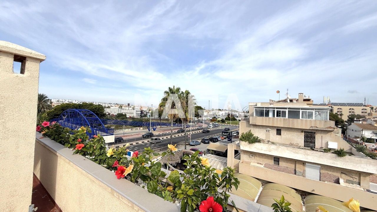 Flat in Torrevieja, Spain, 147 m² - picture 3
