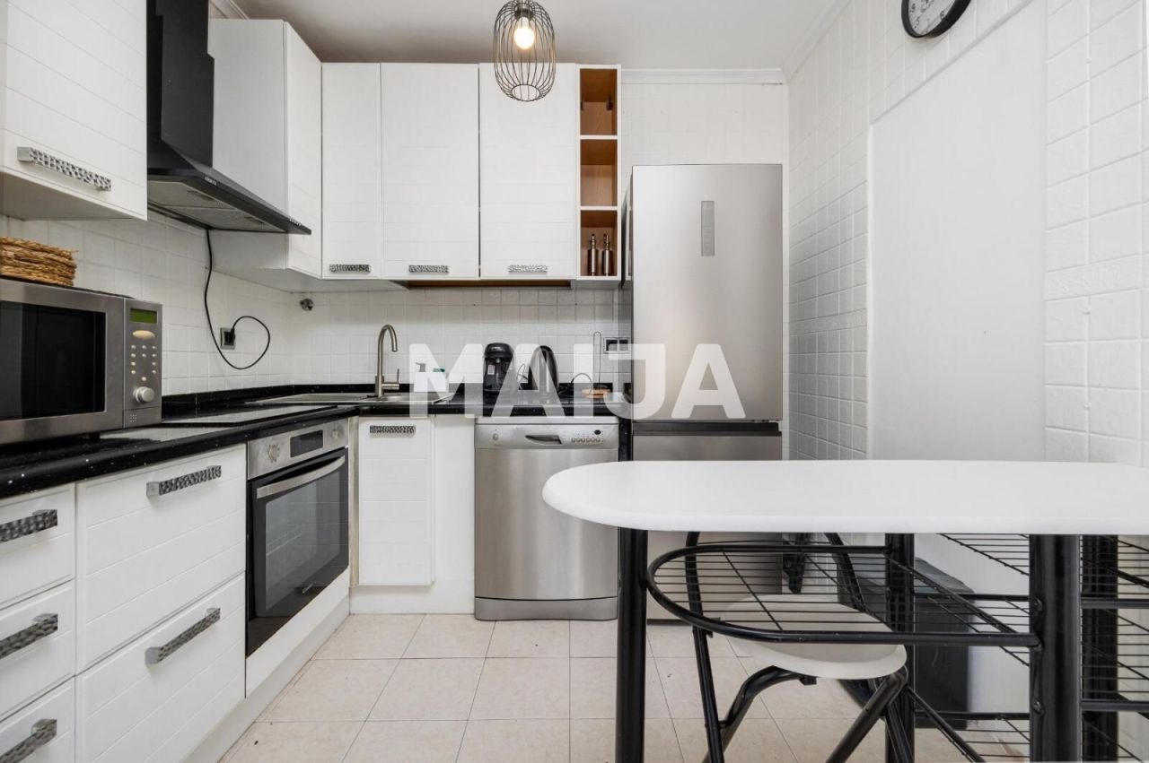 Apartment in Torrevieja, Spain, 92 m² - picture 5