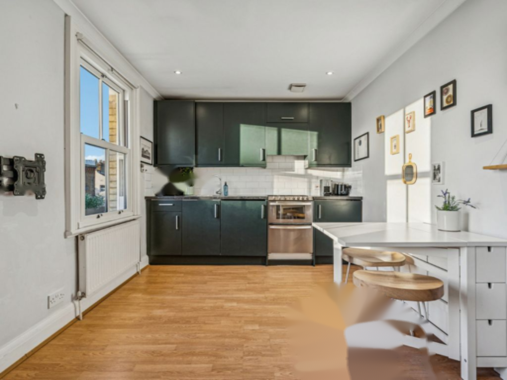 Flat in London, United Kingdom, 46 m² - picture 7