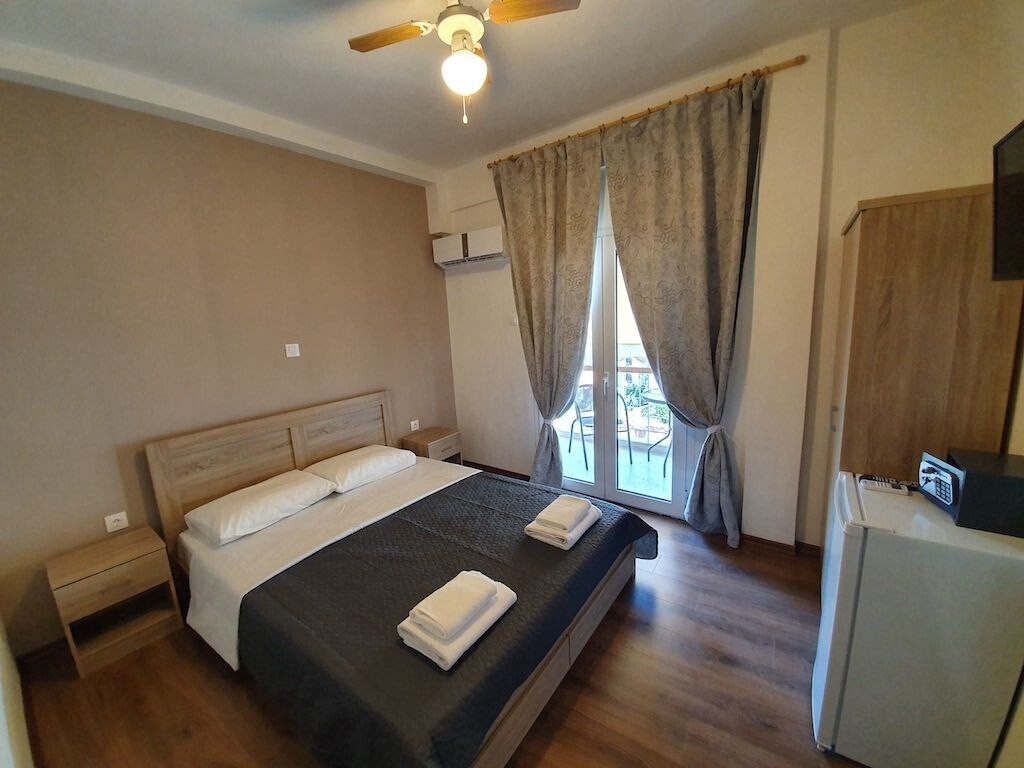 Hotel en Atenas, Grecia, 400 m² - imagen 1