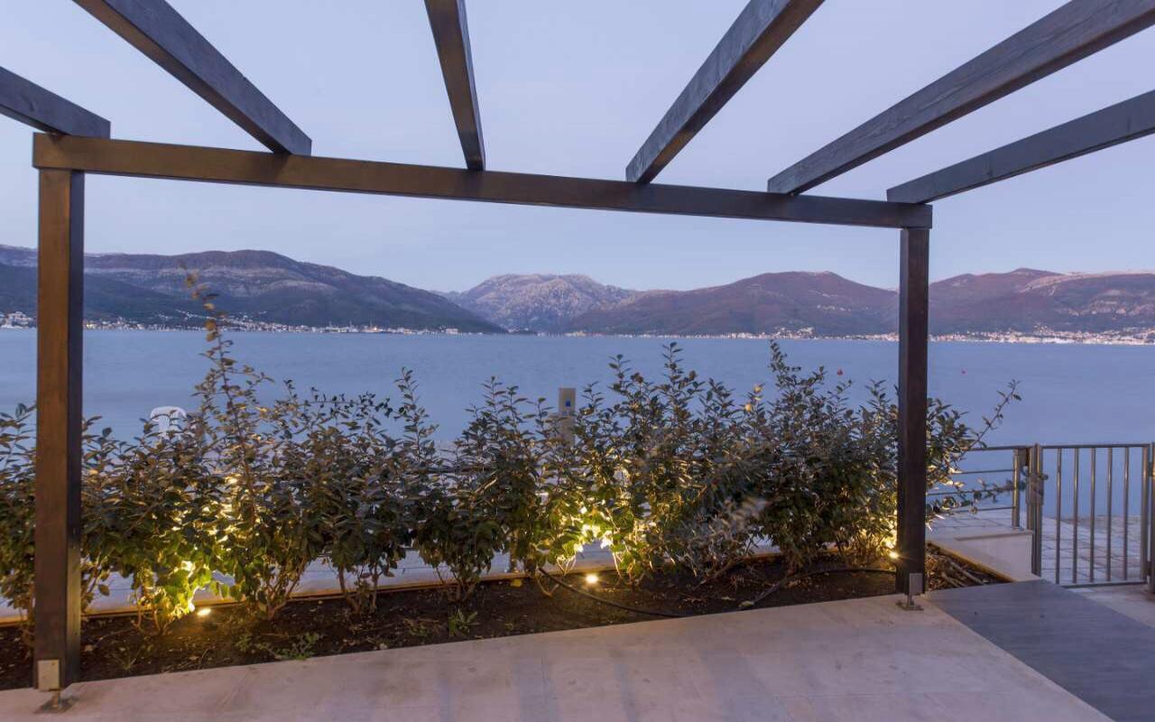 Casa en Krasici, Montenegro, 350 m² - imagen 4