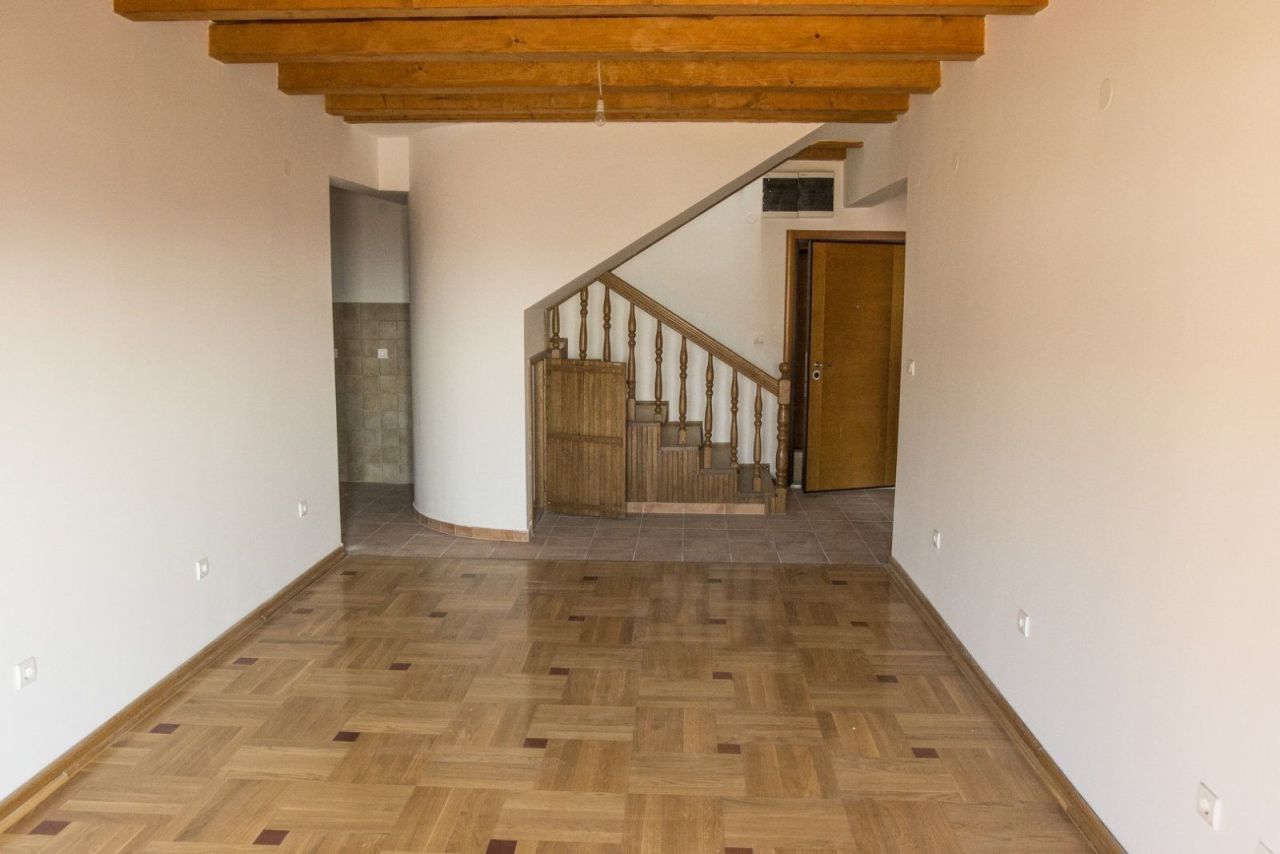 Wohnung in Budva, Montenegro, 94 m² - Foto 1