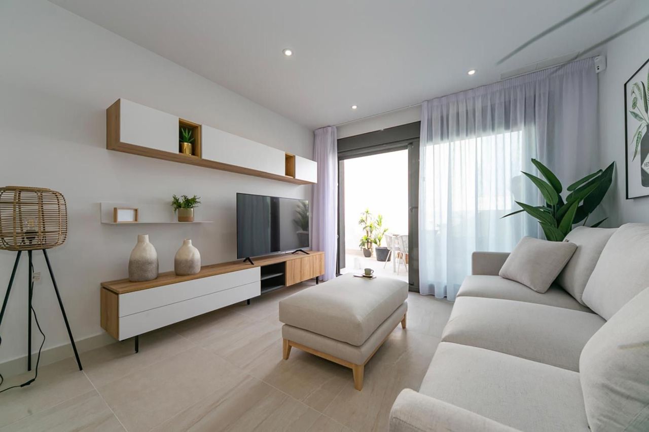 Chalet à Torrevieja, Espagne, 74 m² - image 3